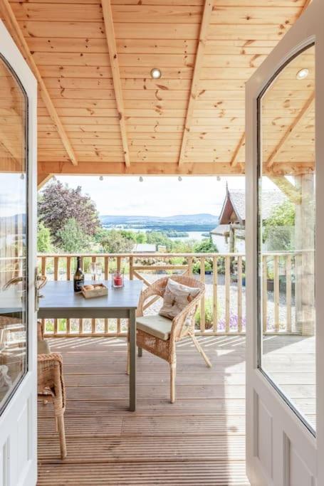 Port Of Menteith The Stable - Cottage With A Spectacular Lake View מראה חיצוני תמונה